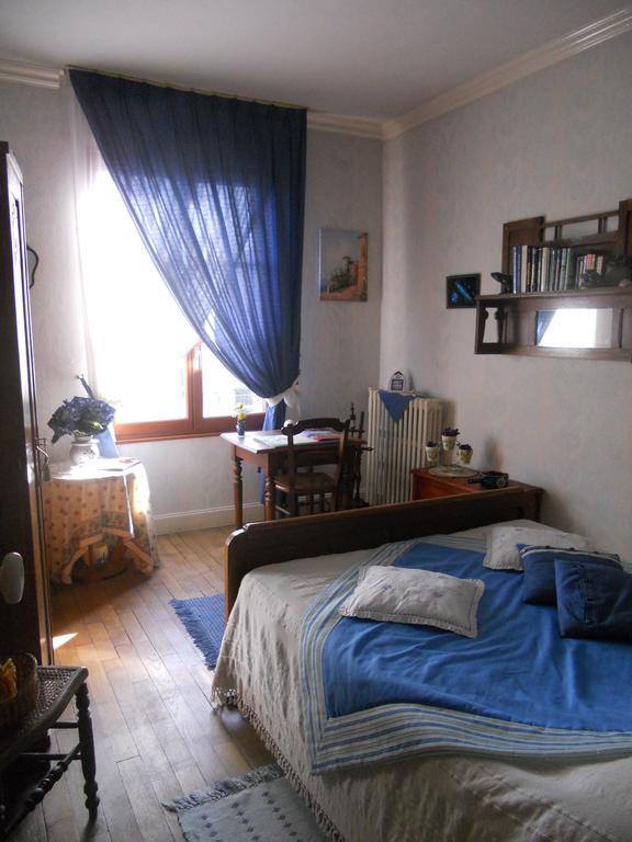 Chambres D'Hotes Des 3 Rois Верден-сюр-Мез Номер фото